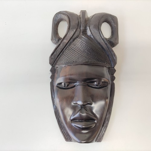 Maschera parete africana - parete,