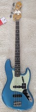 Fender Vintera® II '60s Jazz