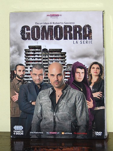 Gomorra serie - tv, •