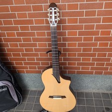 Chitarra acustica classica