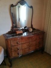 Comò con Specchio stile Chippendale in radica.