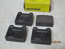 KIT PASTICCHE FRENO ANTERIORI VOLKSWAGEN GOLF MK1 - 1.6 GTI - TEXTAR - 20228