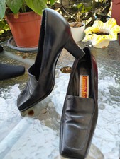 SCARPE DA DONNA DI COLORE NERO