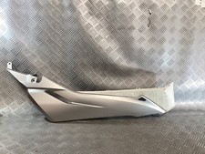 SOTTOPEDANA DESTRA CON GRAFFI