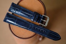 Cinturino blu navy fatto a