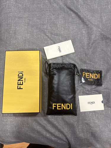 Fendi soft case sunglasses - ,