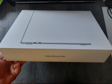 Apple MacBook Air 13" M4 - SKY