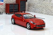 Ferrari FF 2011 - Modellino rosso scala 1:43 con custodia di IXO