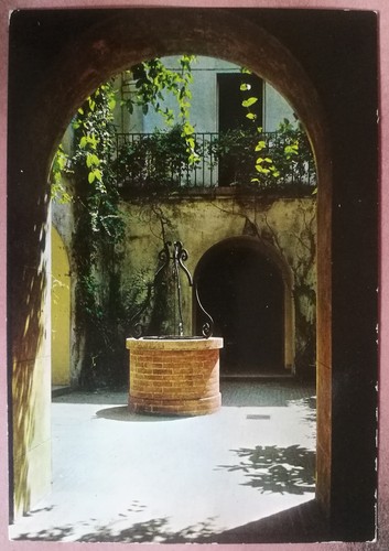 Pescara cortile della casa - -,