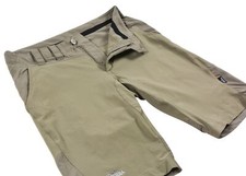 Tierra SHORTS Uomo Avventura