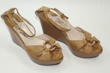 Salvatore Ferragamo scarpe donna taglia 7C Europa 37 beige camoscio pelle S8371