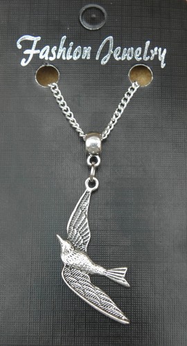 Collana con ciondolo uccellino