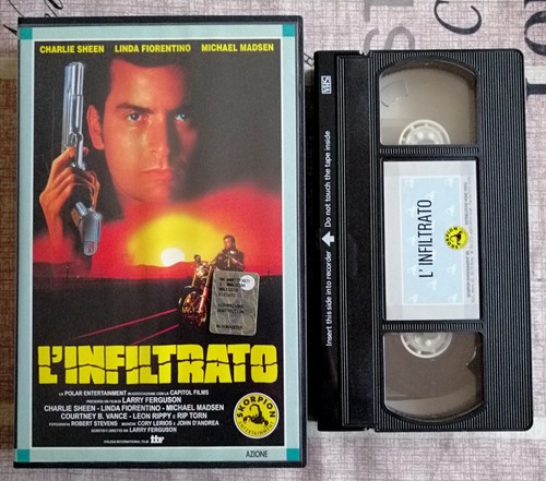 Vhs film infiltrato - film,