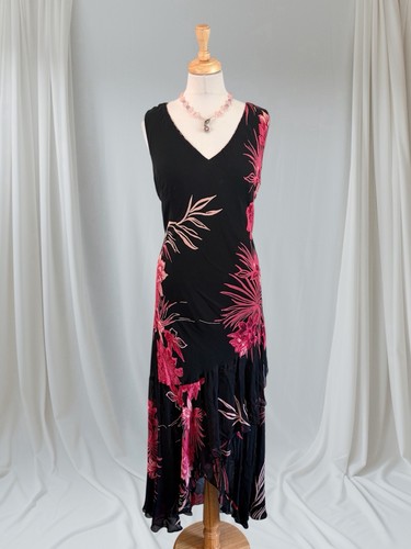Splendido abito floreale con