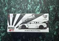 1:64 MINI GT #9 LB funzionante