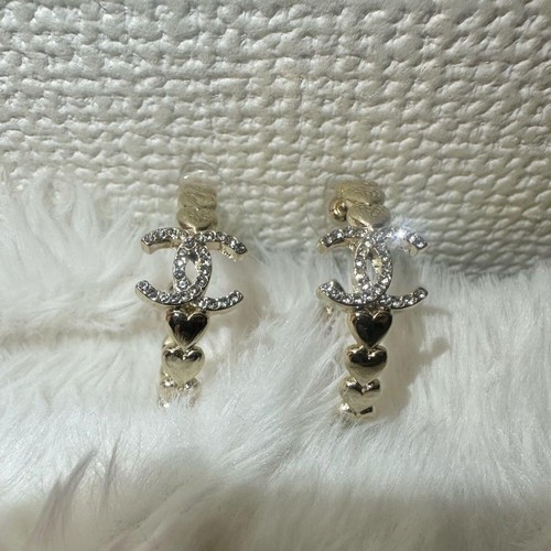 Almost unused chanel hoop - chanel,