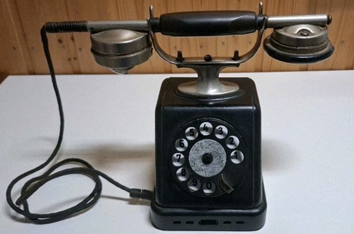 Vecchio telefono della - sa, 24