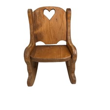 Bambola vintage in legno per