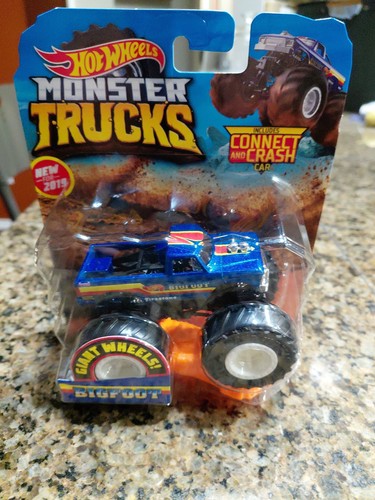 Hot wheels monster trucks - hot,