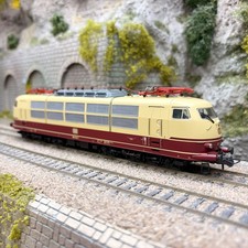 Locomotive électrique BR 103