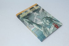 MARTIN MYSTERE L'INTEGRALE UN VAMPIRO A NEW YORK HAZARD EDIZIONI 6 2000[Z04-135]