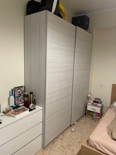 Armadio con 2 ante scorrevoli