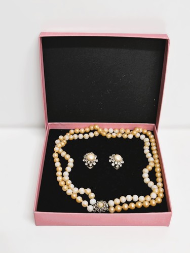Collana con orecchini - , abbinati