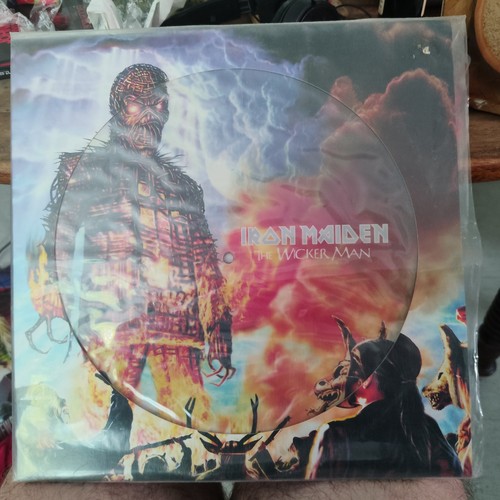 Iron maiden cm picture - maiden, lp