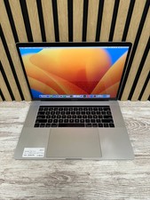 MacBook Pro 15" 2017 i7 16gb