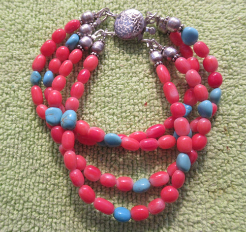 Bracciale corallo fili con - corallo,