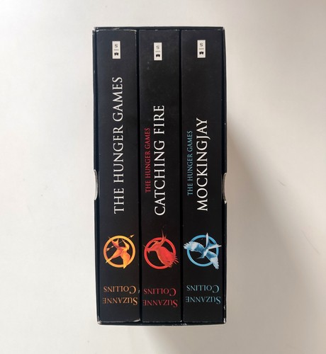 Hunger games trilogy box set - trilogy,
