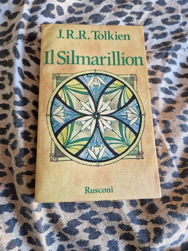 Tolkien silmarillion - tolkien,