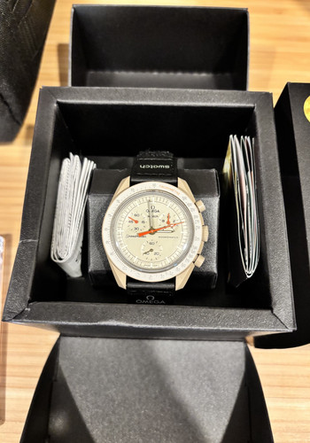 Swatch omega moonswatch - swatch,