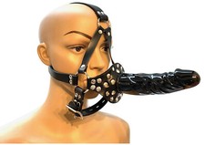 BDSM bondage pelle imbracatura