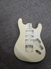 Corpo chitarra stile Fender Stratocaster. Speciale Costruttore Liutaio #10