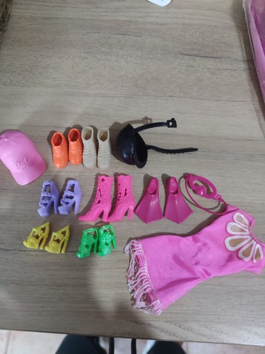 Varie barbie - varie,
