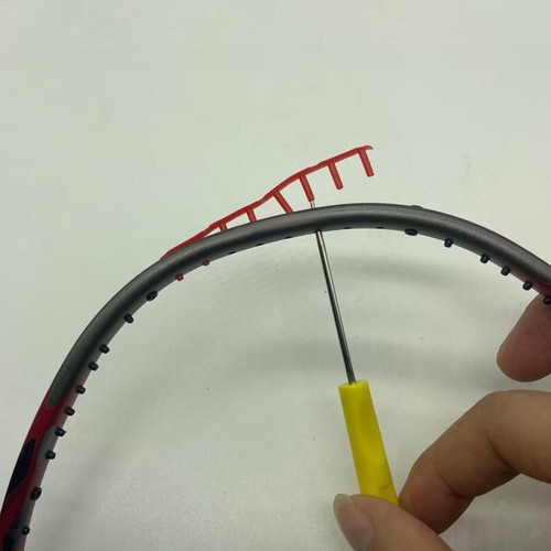 Strumenti per incordare - , le