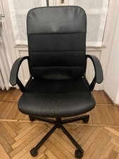 Sedia da Ufficio Nera girevole e regolabile in altezza (Torino)