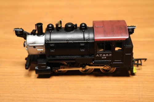 Vintage mantua cast - mantua, locomotive