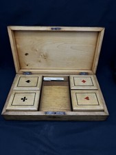 Antica scatola da gioco in