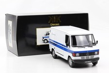 Furgone 1:18 Mercedes-Benz 208