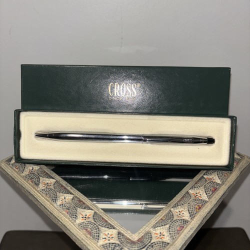 Vintage silver cross - silver,