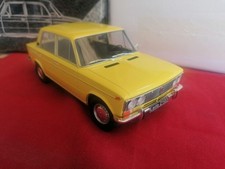 1/18 LADA 2103 Gialla Triple 9