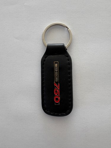 Porte clé suzuki 750 water - gt,