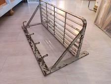 Appendiabiti a parete con cappelliera in metallo