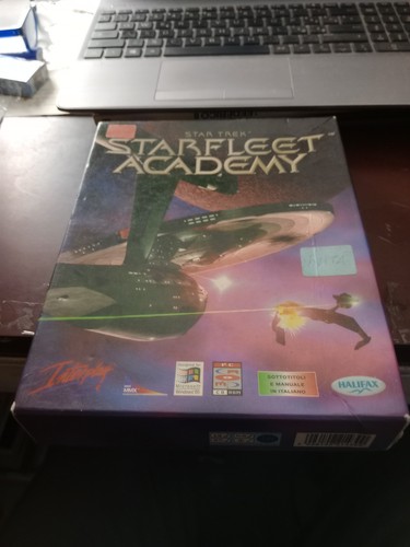 Star trek starfllet academy - starfllet,