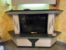 Rivestimento in marmo per camino angolare