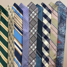 Lotto di 47 cravatte da collo