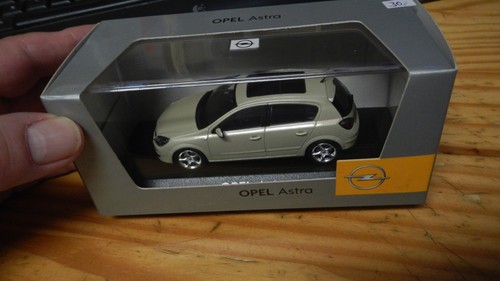 Modellino concessionario opel - concessionario,