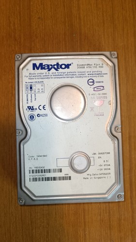 Hard disk maxtor - disk, plus